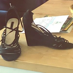 Forever 21 strappy sandals wedged